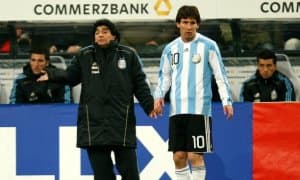 Ўзбекистон терма жамоасини бошқарган мураббий Марадонани мақтаб, Мессининг асосий камчилигини айтди