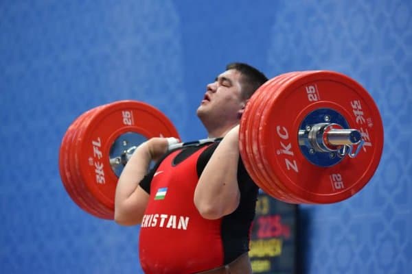 Ўзбекистонлик оғир атлетикачи допинг сабаб спортдан вақтинча четлатилди