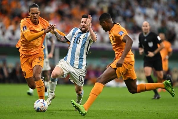 Месси рекордларни забт этишда давом этади