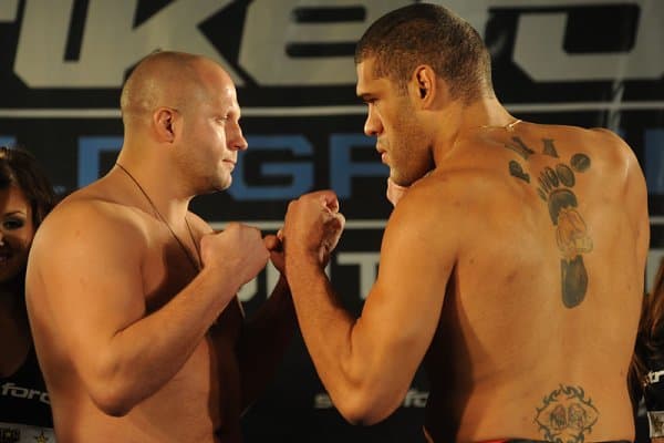 Фёдор Емельяненкони мағлуб этган "Bigfoot"ни нокаутга учратишди