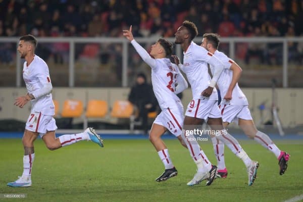 "Рома" сафарда очко йўқотди 