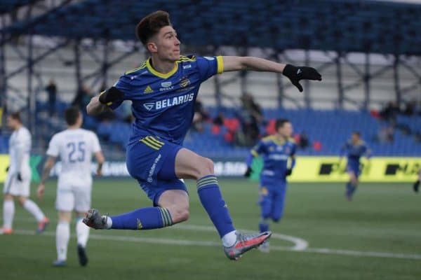 Легионеримиз бугунги тарихий учрашувда гол уриши керак!