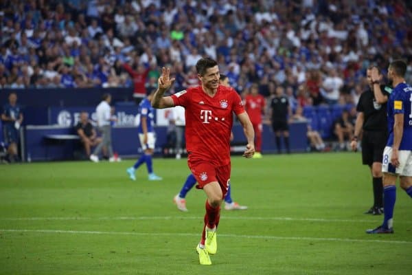 Бундеслига. Левандовскининг хет-триги "Бавария"га 3 очко келтирди