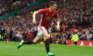 Сульшер Эррерани МЮда қолишга кўндирди