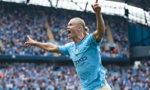 Холанд бу футболчига тан берди