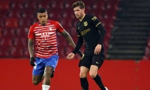 "Барса" футболчиси "Гранада"га қарши ўйинда жароҳат олди