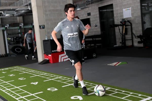 Жасур Яхшибоев тарихга кирди