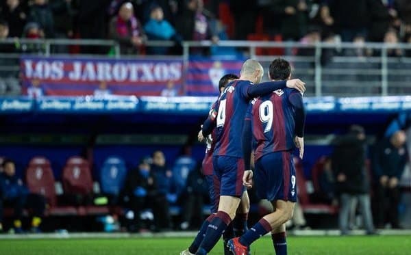 "Эйбар" - "Жирона" 3:0 (видео)