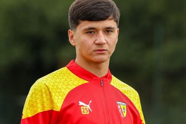 Бир неча дақиқа кифоя қилди: Францияда футболчилар ва мухлислар Ҳусановга тан берди!