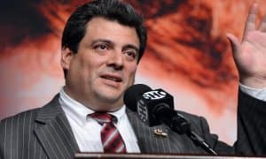 Маурисио Сулейман: Гвоздик ажойиб ва бебаҳо чемпион!