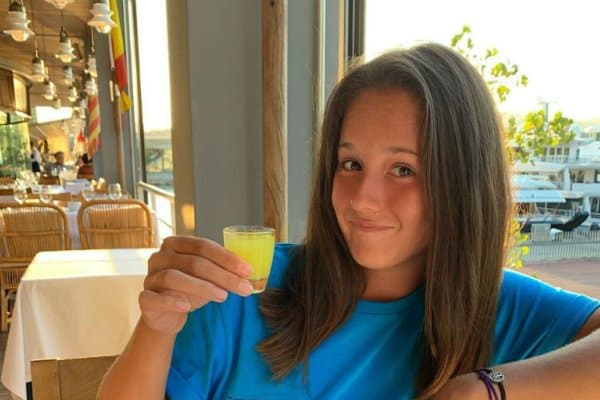 Дарья Касаткина АҚШда нима қиляпти?