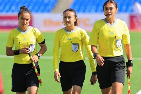 Аёл ҳакамларимиз намунали ҳакамлик учун CAFA томонидан тақдирланди