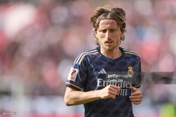 Модрич биринчи таклифни олди!