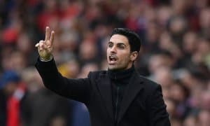 “Тўпчилар” уч суперфорвардни нишонга олди