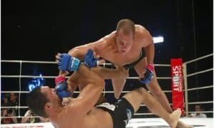 Фёдор Емельяненко фаолиятини тугатиш ҳақида эмас, чемпионликни ўйламоқда