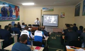 Бухорода ҳудудий болалар-ўсмирлар футбол академиялари директорлари иштирокида йиғилиш бўлиб ўтмоқда