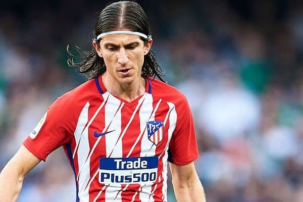 Филипе Луис фаолиятини Францияда давом эттириши мумкин