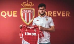 "Монако"да бразилиялик дарвозабон пайдо бўлди