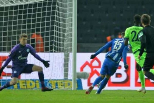 "Герта" - "Шальке 04" 2:2 (видео)