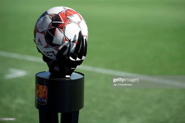 Европанинг икки мамлакатида чемпионат ўйинлари қолдирилди