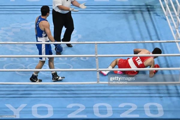 Токио-2020. Элнур Абдураимов рақибига имконият қолдирмаган жангдан фотогалерея
