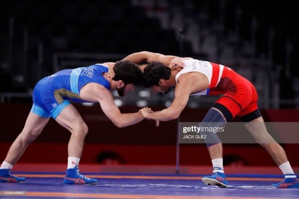 Хушхабар! Икки спортчимиз бронза медали учун курашни давом эттирадиган бўлди