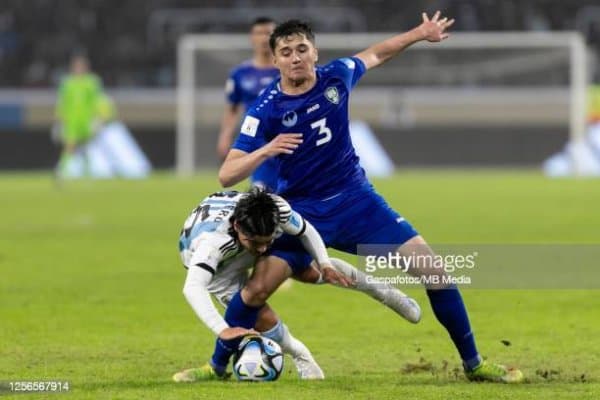 Ҳусановни “Ланс” раҳбарияти ва мухлислари қандай қарши олди?