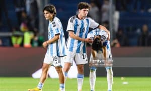 Мағлубият нималигини билмай келаётган Аргентина ва Англия турнирни тарк этди