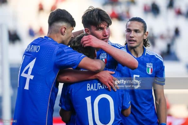 Италия қийинчиликсиз Колумбияни мағлуб қилиб, ярим финалга йўл олди