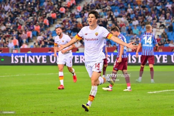 Шомуродов асосий таркибда майдонга тушиши кутилаётган "Рома"нинг "Интер"га қарши ўйини қайси телеканалда намойиш этилади?