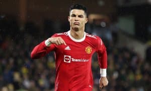 АПЛ тарихидаги энг зўр футболчи ким?