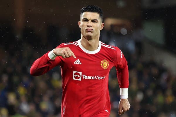 АПЛ тарихидаги энг зўр футболчи ким?