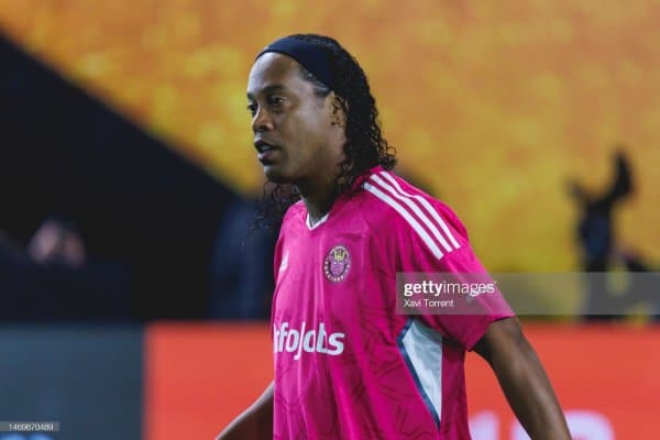 Қанча?! Пике ташкил қилган лигадан Роналдиньо 70 евро олади