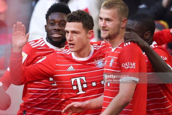 "Манчестер Сити" Уокернинг ўрнини "Бавария" ҳимоячиси билан тўлдирмоқчи