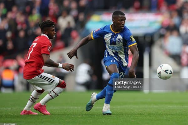 "Манчестер Юнайтед" эътиборини бошқа ярим ҳимоячига қаратди