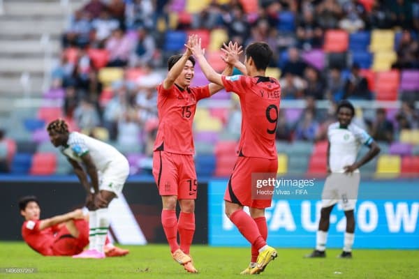 Жанубия Корея Нигерия тўсиғидан ўтиб, ярим финалга чиқди