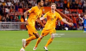 Нидерландия ўз майдонида йирик ҳисобда зафар қучди