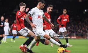 АПЛ. "Манчестер Юнайтед" - "Тоттенхэм": Кучлар тенг келди