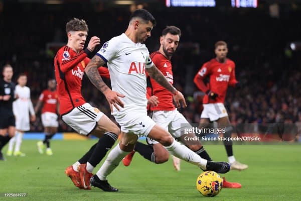 АПЛ. "Манчестер Юнайтед" - "Тоттенхэм": Кучлар тенг келди