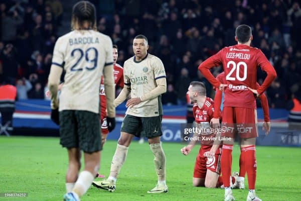 Лига 1. ПСЖ ўз майдонида очко йўқотди