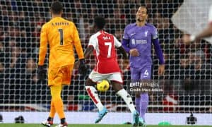 АПЛ. Хатолар, қизил карточка ва автогол. "Арсенал" ўз майдонида "Ливерпуль"ни таслим қилди