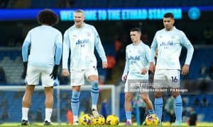 "Манчестер Сити" бу футболчини клубда қолдириш учун унинг маошини кўпайтирмоқчи