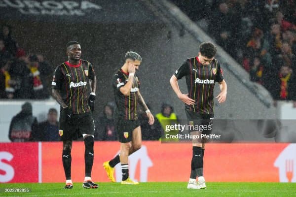 ЕЛ. "Ланс" камбек қурбони бўлди...