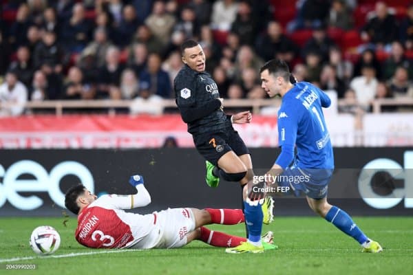 "Монако" - ПСЖ : Кучлар тенг келди