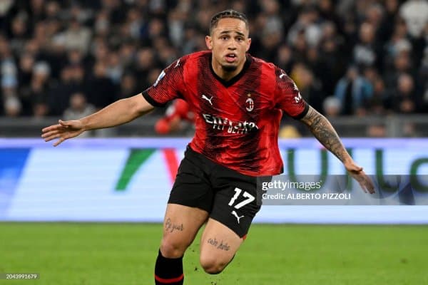 А Серия. "Милан" сафарда "Лацио"ни таслим қилди