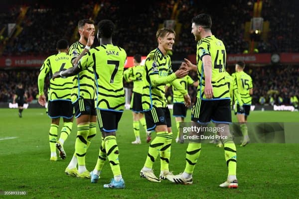 АПЛ. "Арсенал" "Шеффилд" дарвозасига жавобсиз 6 та гол урди