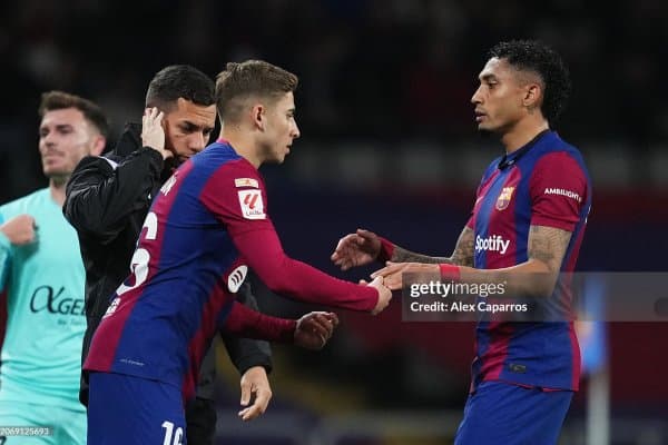 "Барселона" Рафинья борасида бир қарорга келди