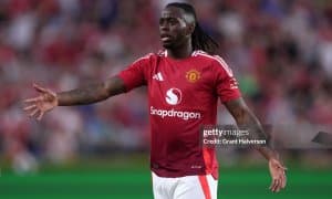 "Манчестер Юнайтед" ҳимоячиси "Вест Хэм" клуби билан шартнома имзолади