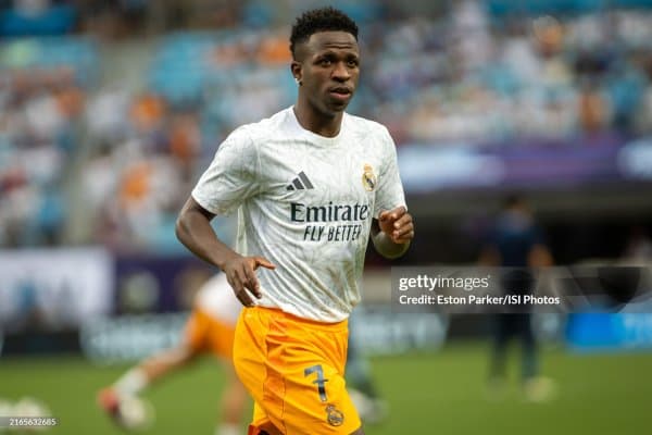 Винисиусга рад этиб бўлмас таклиф юборилди