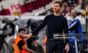 Алонсо янги мавсум Бундеслигадаги фаворит клуб номини айтди